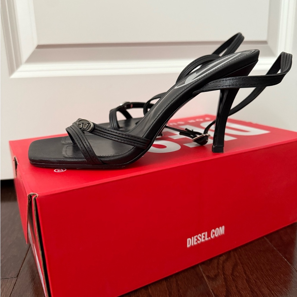 Diesel D-Venus-Strappy sandals in nappa leather - Picture 9 of 11